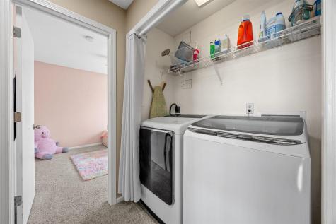 729 74th Street NE Cedar Rapids IA 52402