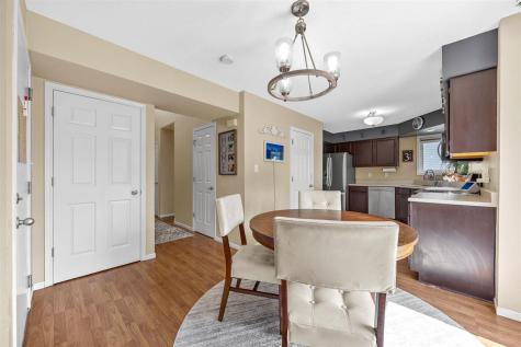 729 74th Street NE Cedar Rapids IA 52402