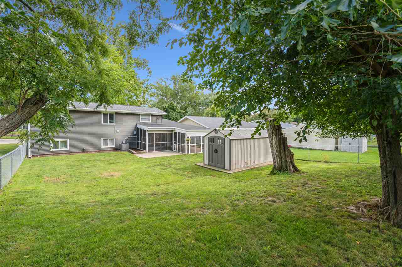 1241 38th Street SE Cedar Rapids IA 52403