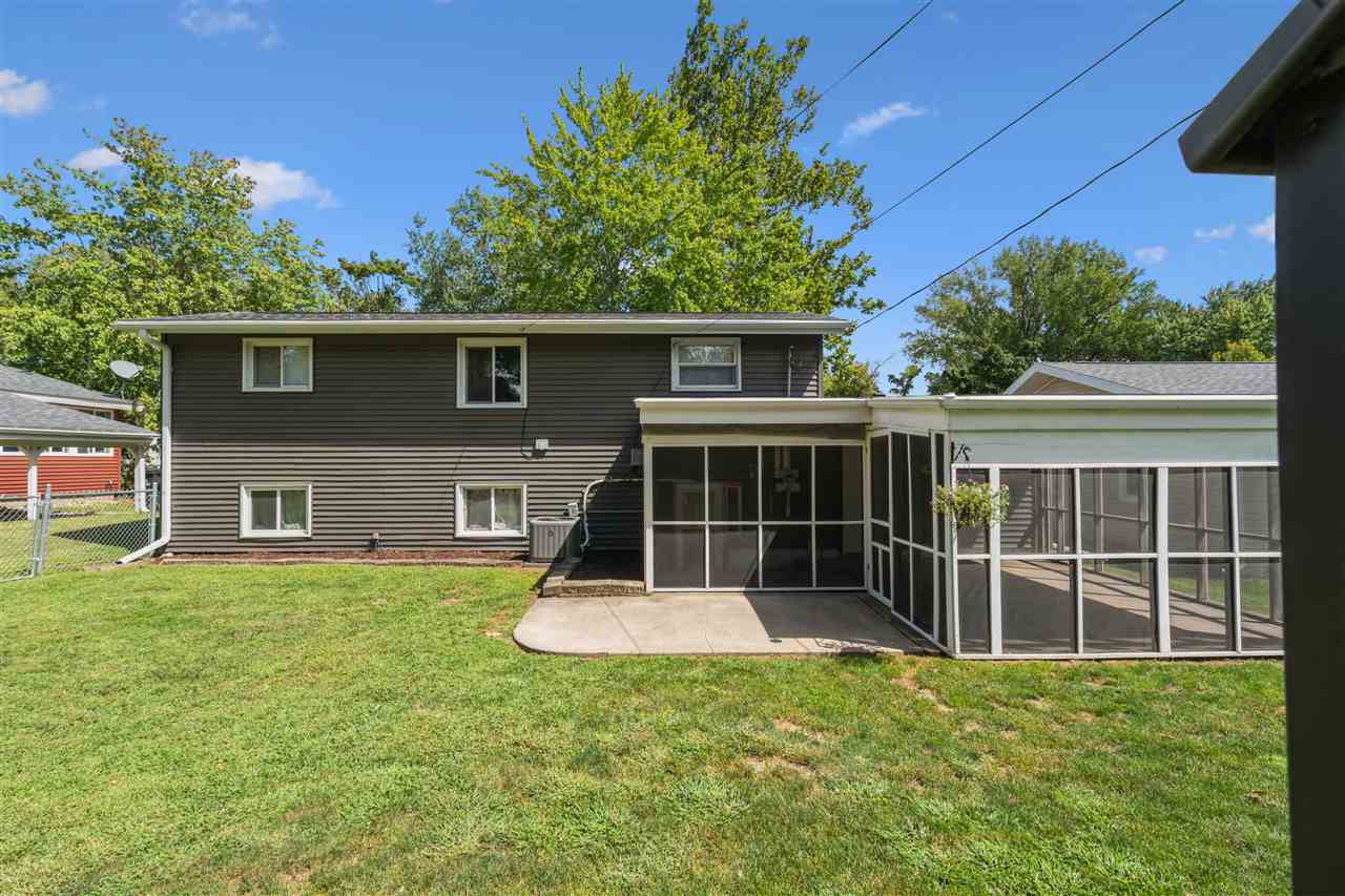 1241 38th Street SE Cedar Rapids IA 52403