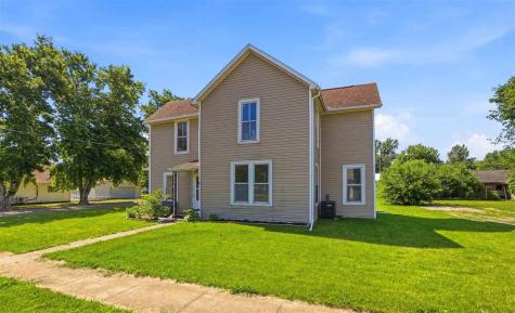 210 E Center Street Winfield IA 52659