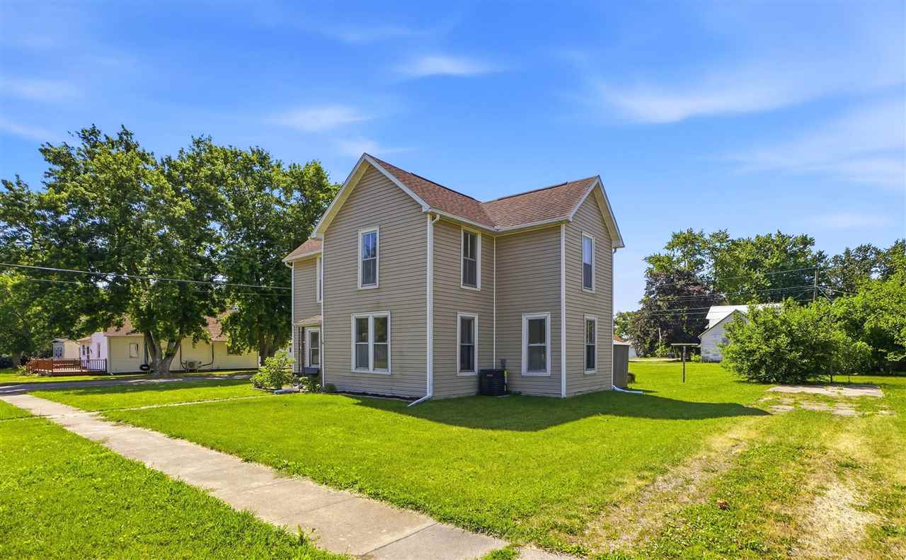 210 E Center Street Winfield IA 52659