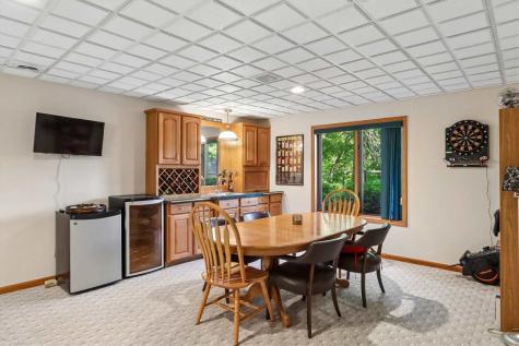 3057 Sandy Beach Road NE Swisher IA 52338