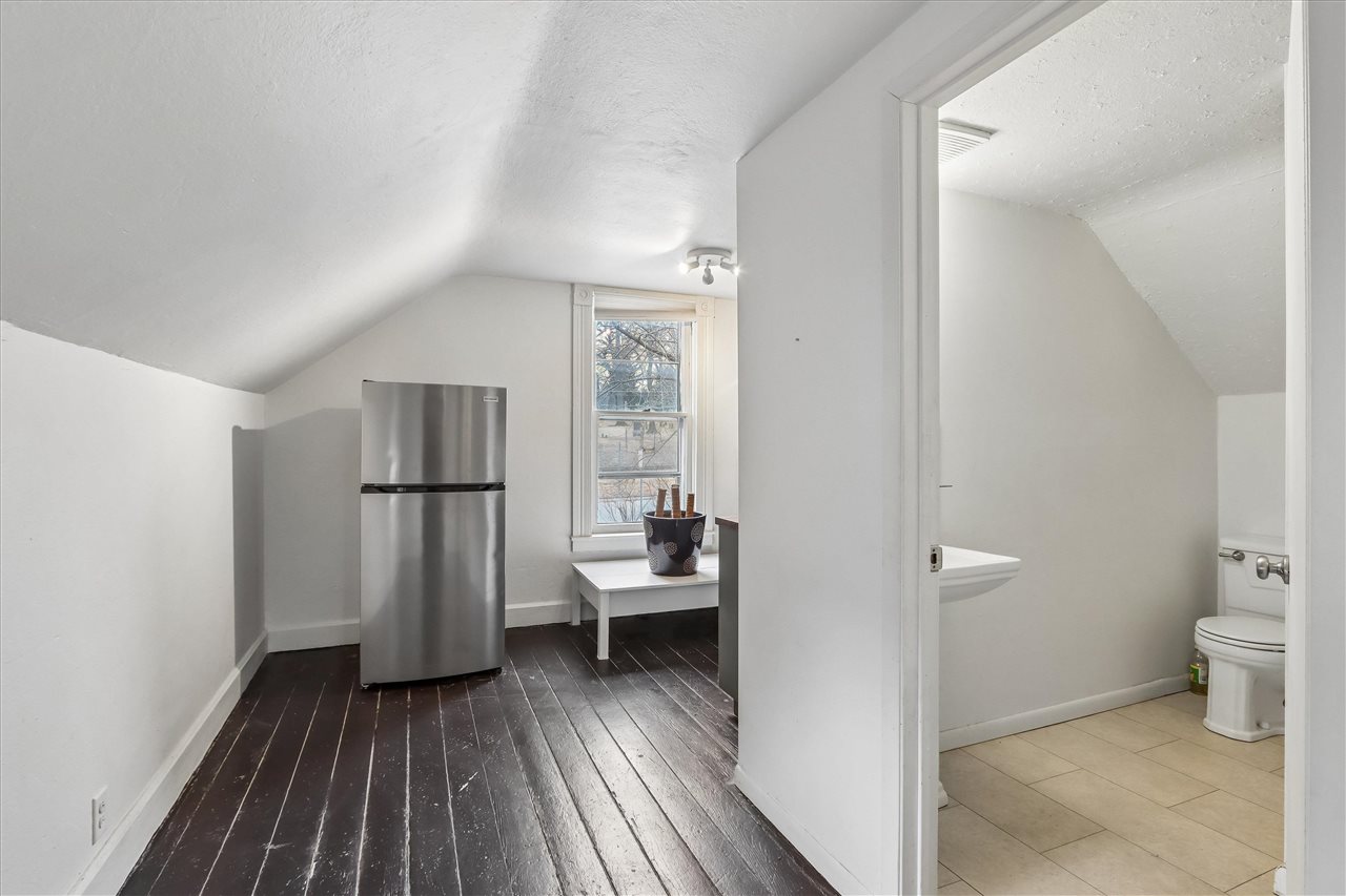 526 N Governor Street Iowa City IA 52245