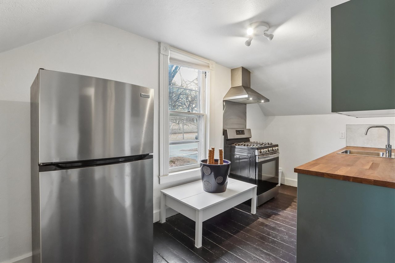526 N Governor Street Iowa City IA 52245