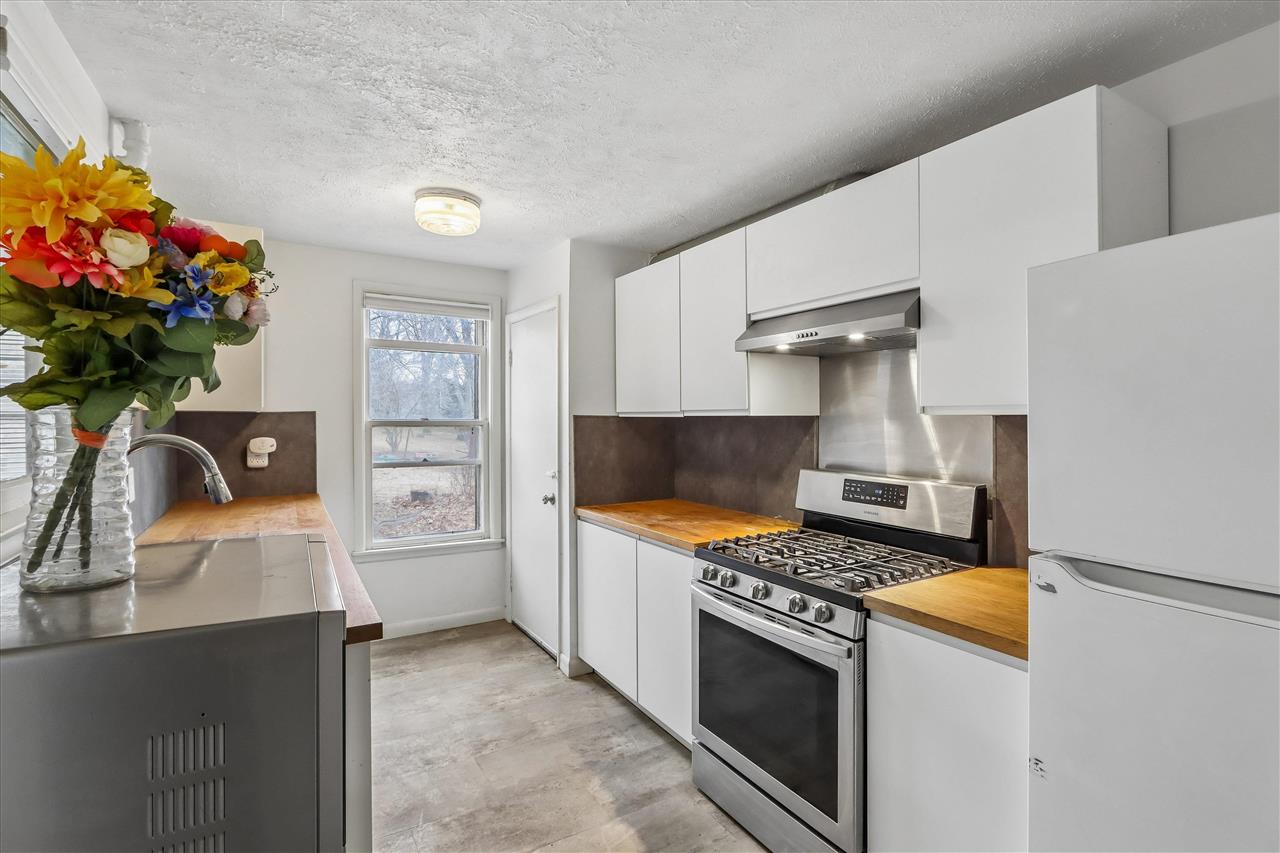 526 N Governor Street Iowa City IA 52245