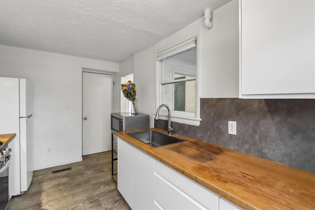 526 N Governor Street Iowa City IA 52245