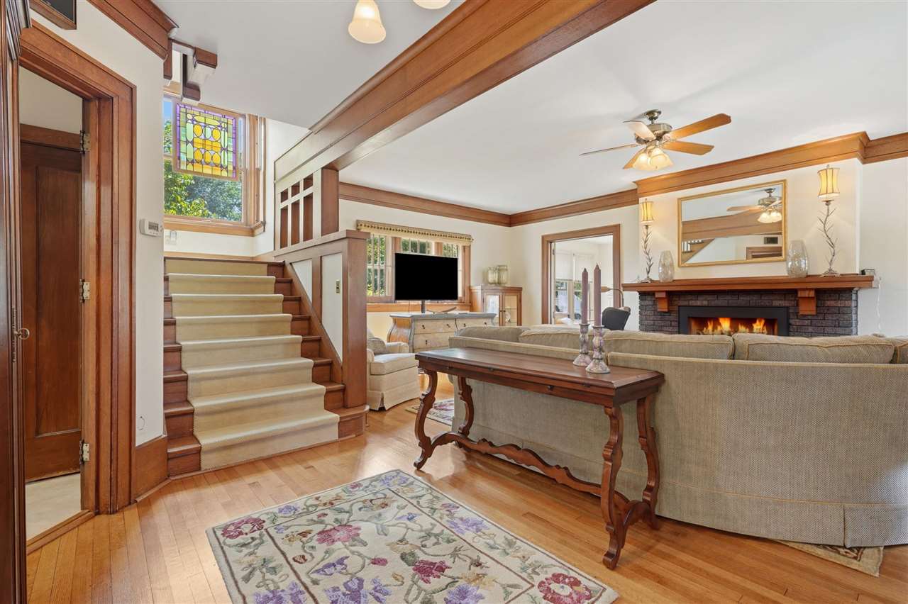 205 E South Street Sigourney IA 52591