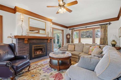 205 E South Street Sigourney IA 52591