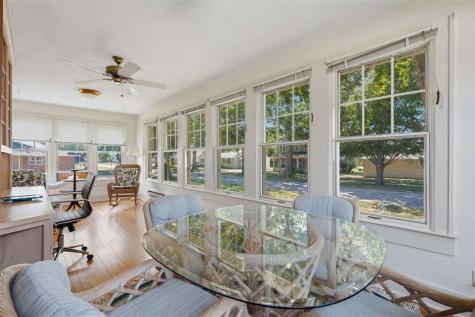 205 E South Street Sigourney IA 52591
