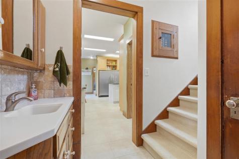 205 E South Street Sigourney IA 52591