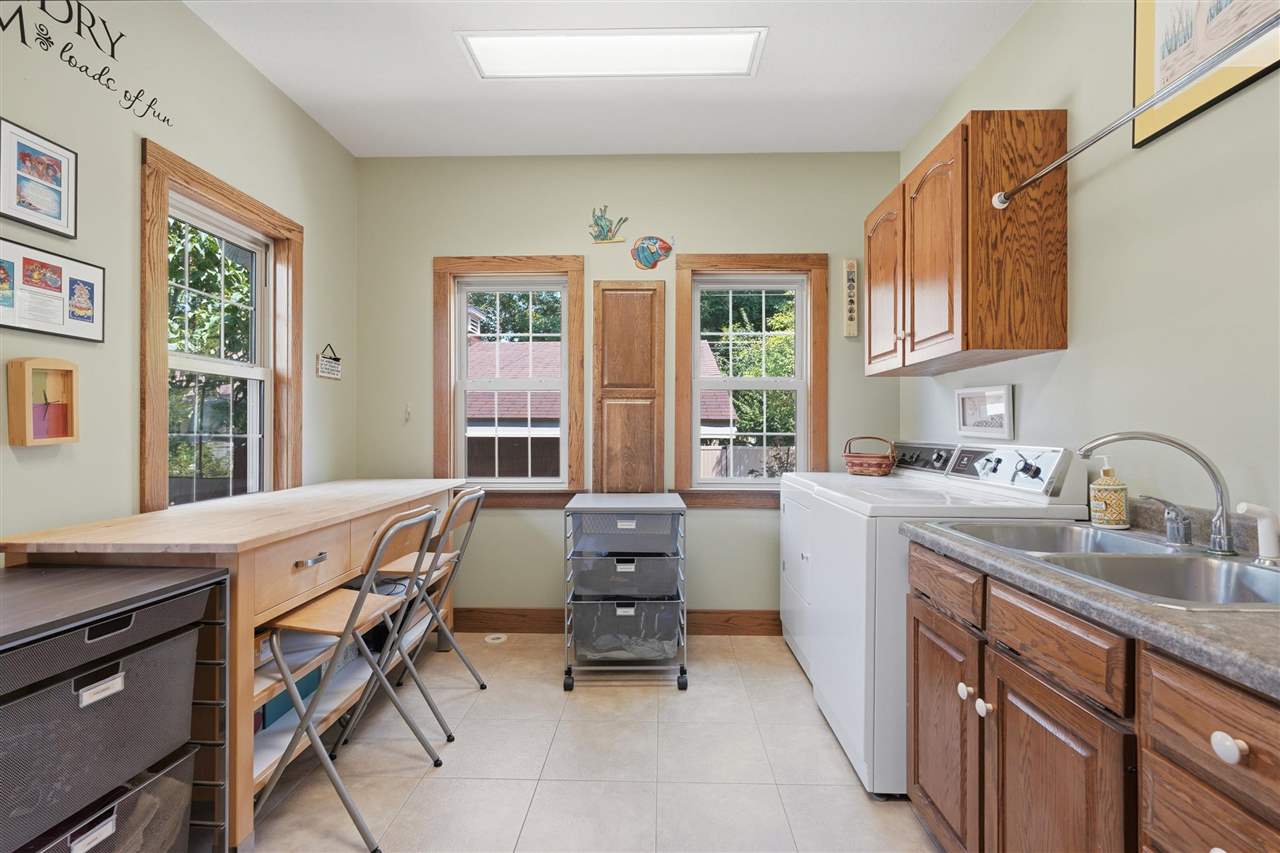 205 E South Street Sigourney IA 52591