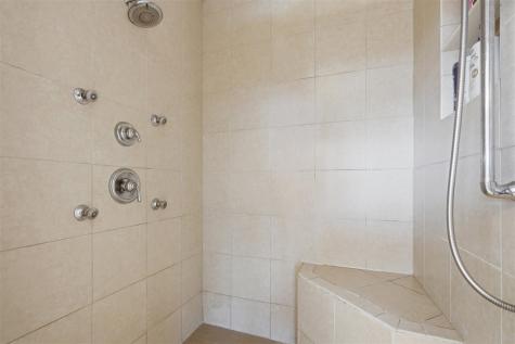 205 E South Street Sigourney IA 52591