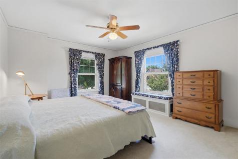 205 E South Street Sigourney IA 52591
