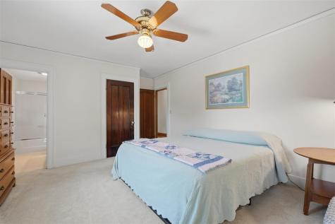 205 E South Street Sigourney IA 52591