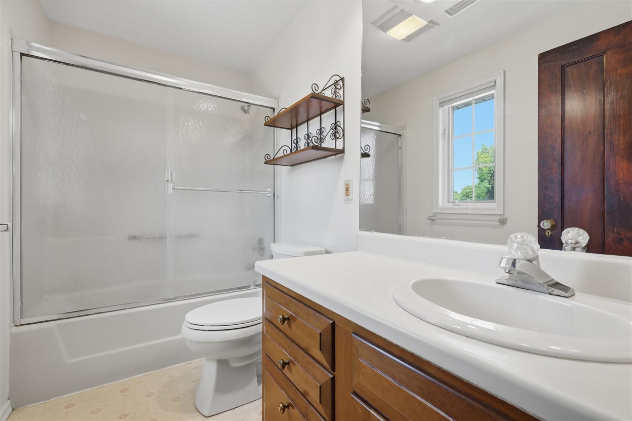 205 E South Street Sigourney IA 52591