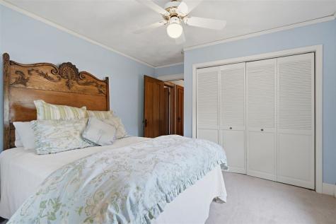 205 E South Street Sigourney IA 52591