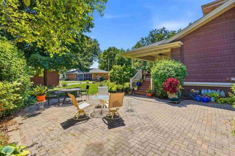 205 E South Street Sigourney IA 52591