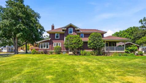 205 E South Street Sigourney IA 52591