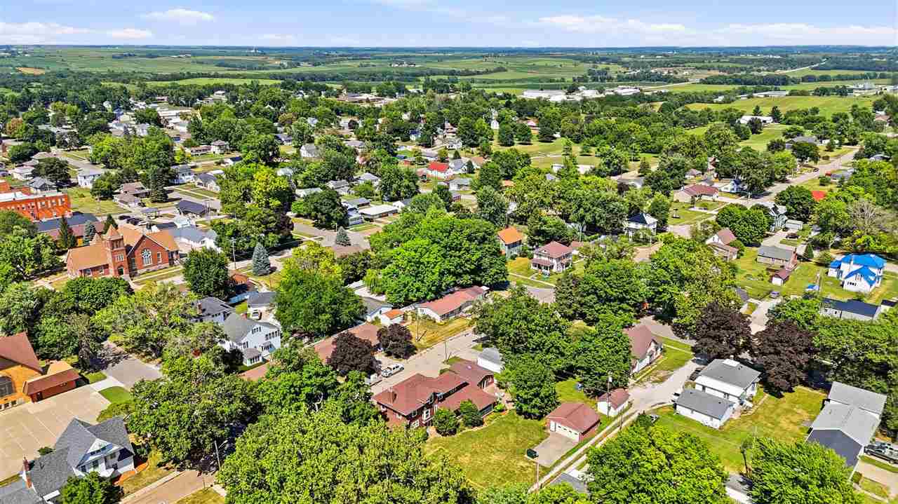 205 E South Street Sigourney IA 52591