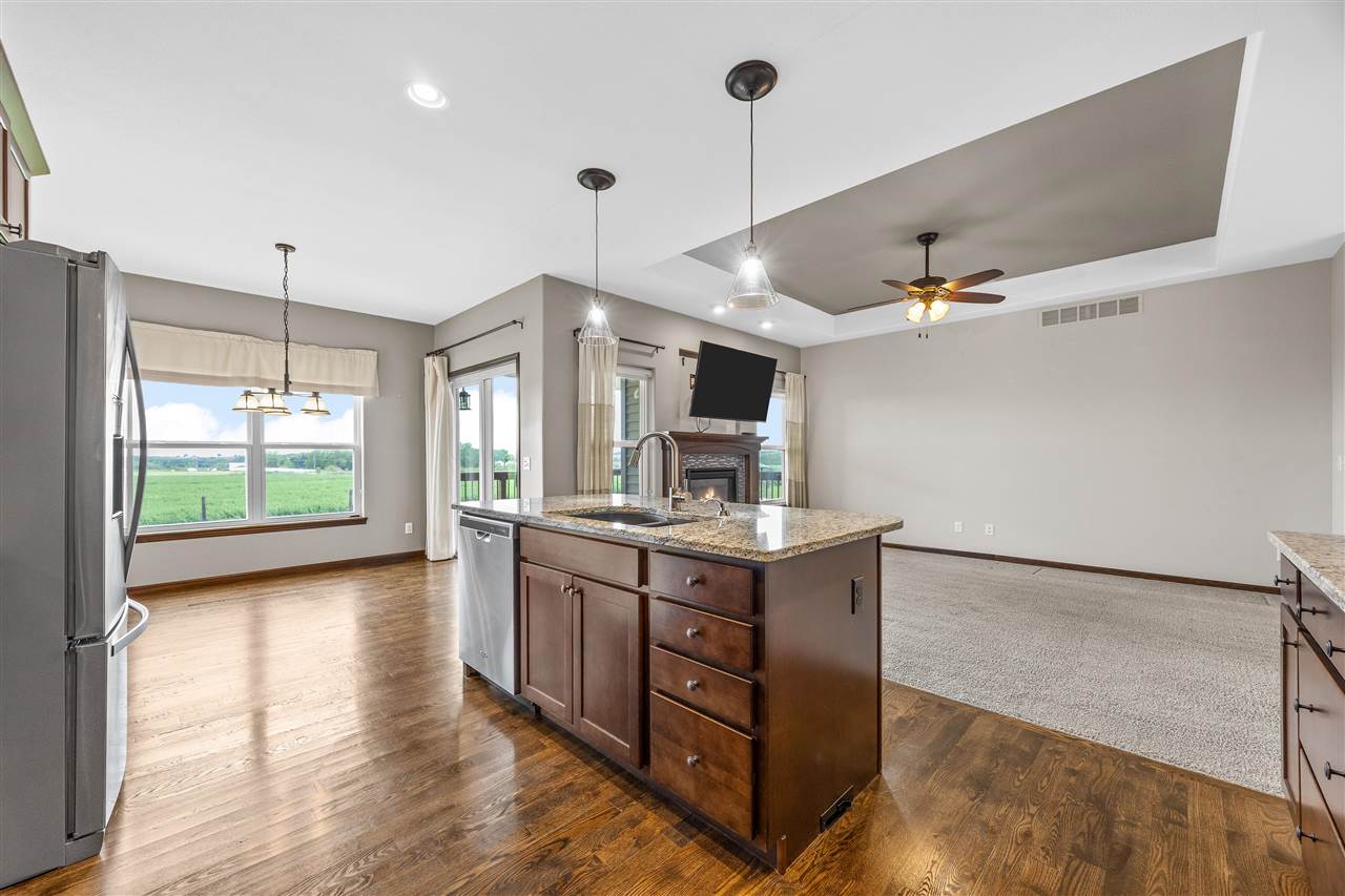 3025 Ridgeview Drive Ely IA 52227