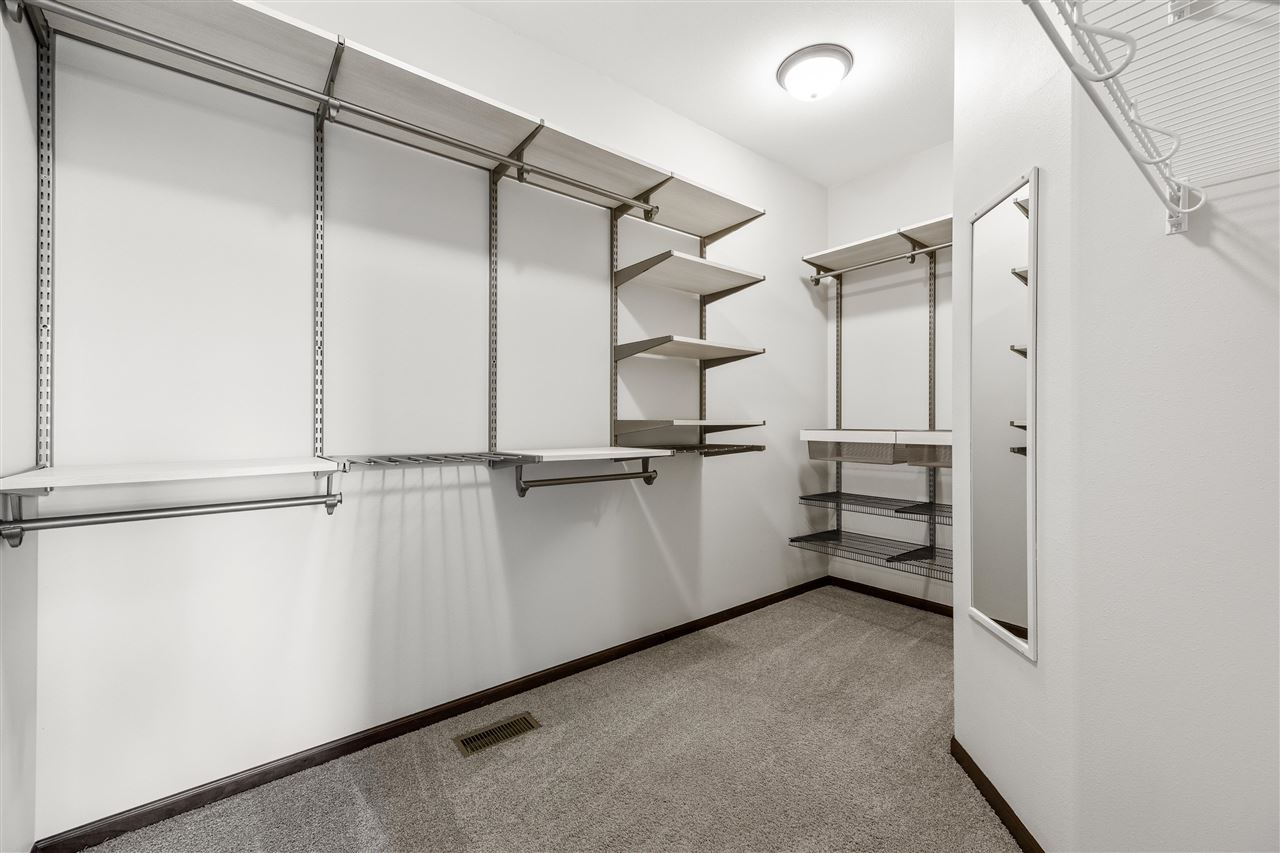 3025 Ridgeview Drive Ely IA 52227