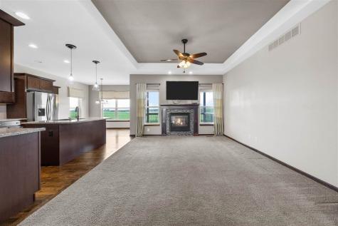 3025 Ridgeview Drive Ely IA 52227