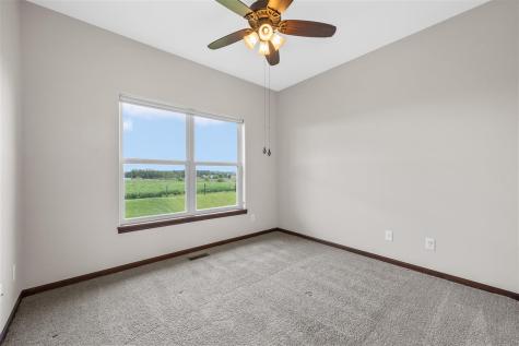 3025 Ridgeview Drive Ely IA 52227