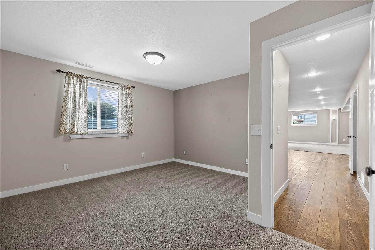 3025 Ridgeview Drive Ely IA 52227