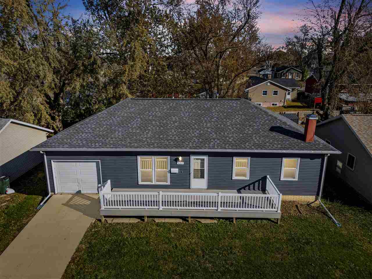 323 SE Norwick Road SW Cedar Rapids IA 52404