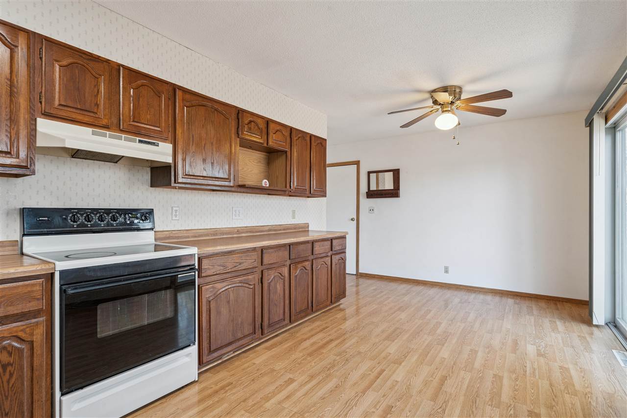323 SE Norwick Road SW Cedar Rapids IA 52404