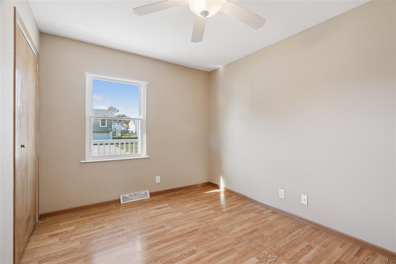 323 SE Norwick Road SW Cedar Rapids IA 52404