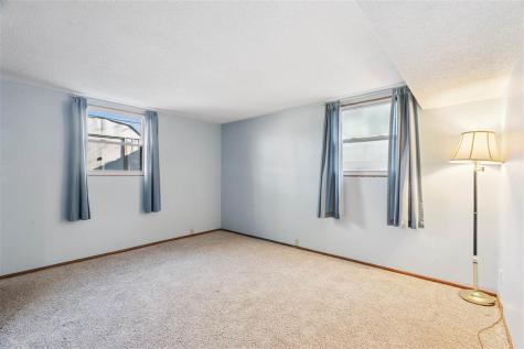 323 SE Norwick Road SW Cedar Rapids IA 52404