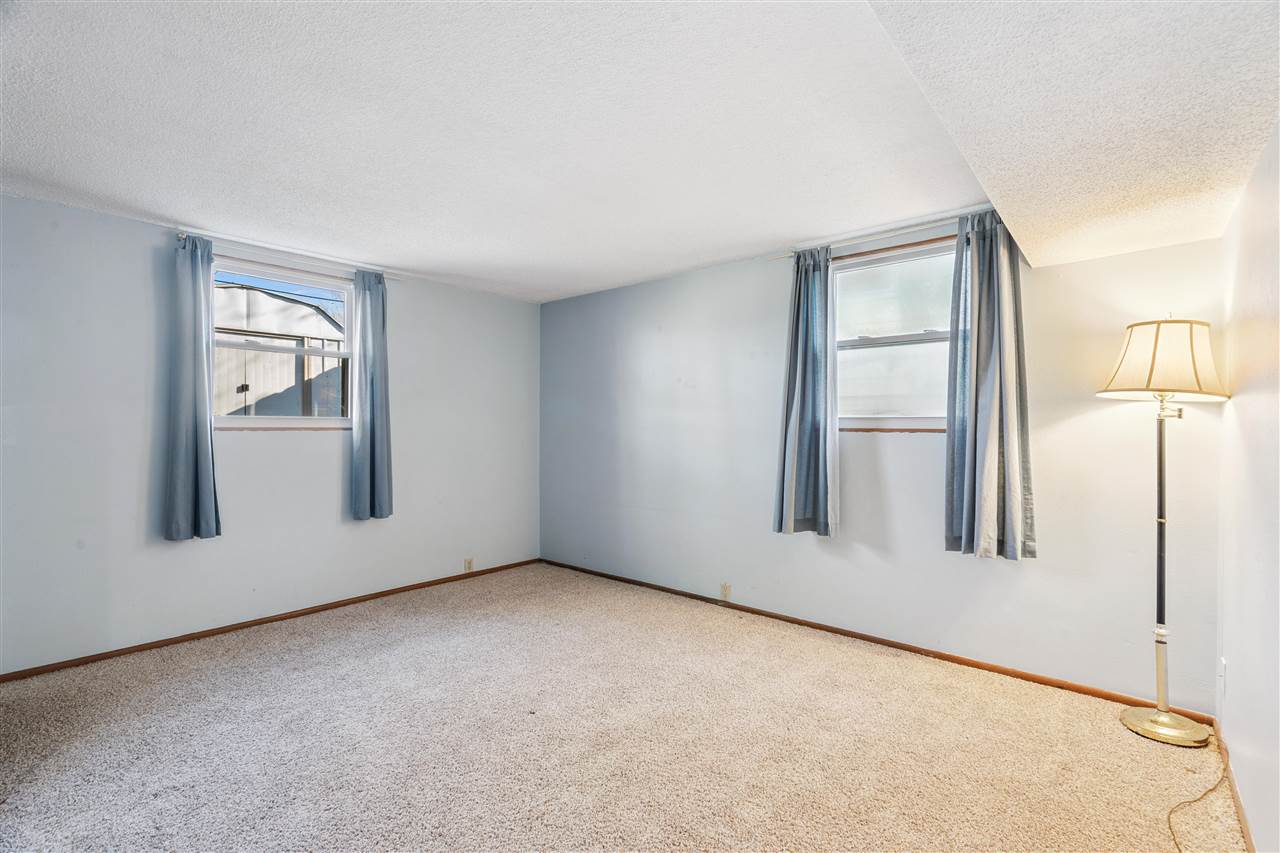 323 SE Norwick Road SW Cedar Rapids IA 52404