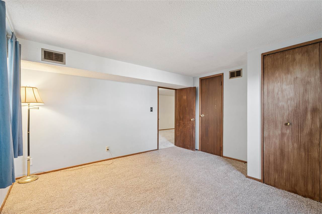 323 SE Norwick Road SW Cedar Rapids IA 52404