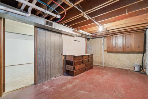 323 SE Norwick Road SW Cedar Rapids IA 52404