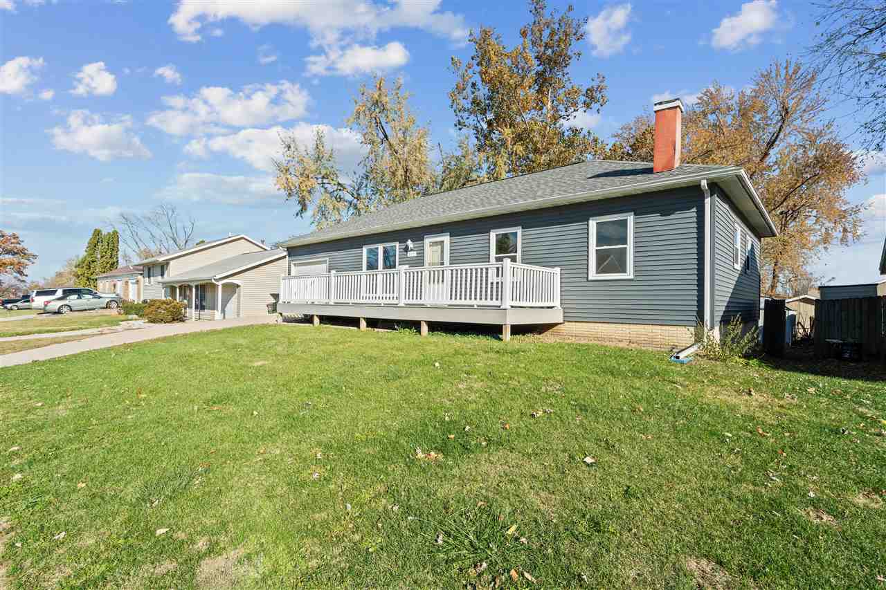 323 SE Norwick Road SW Cedar Rapids IA 52404