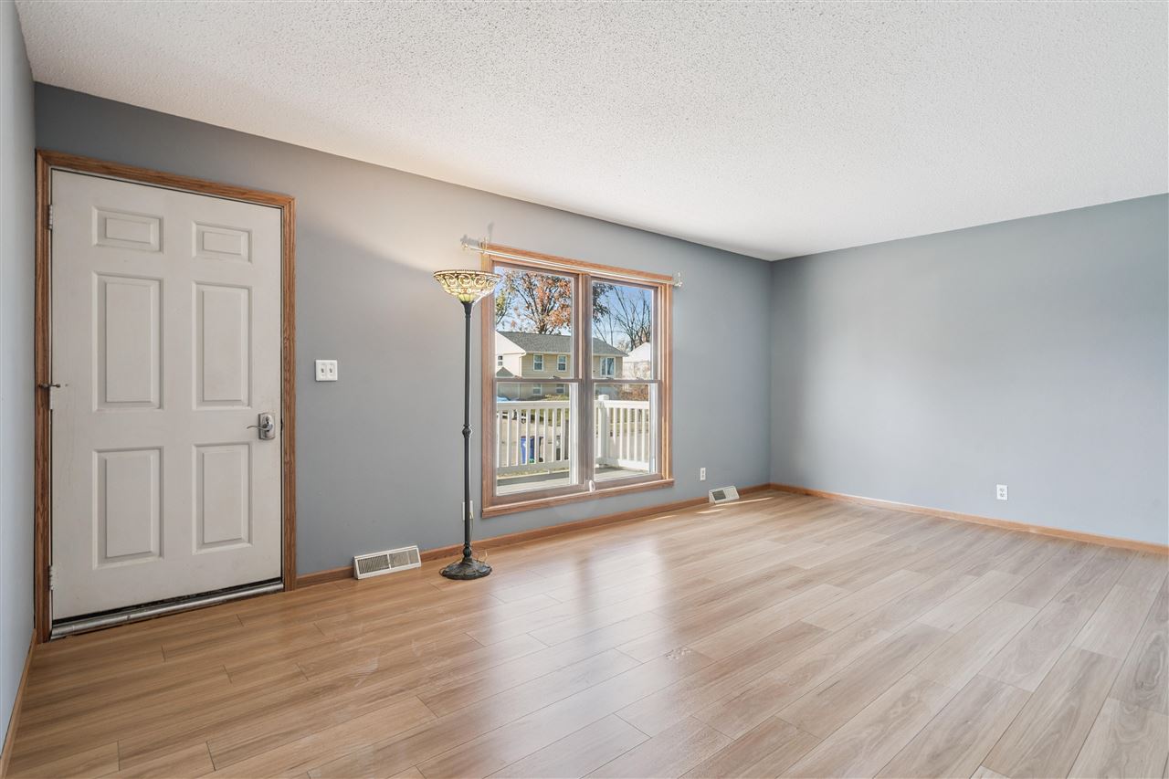 323 SE Norwick Road SW Cedar Rapids IA 52404