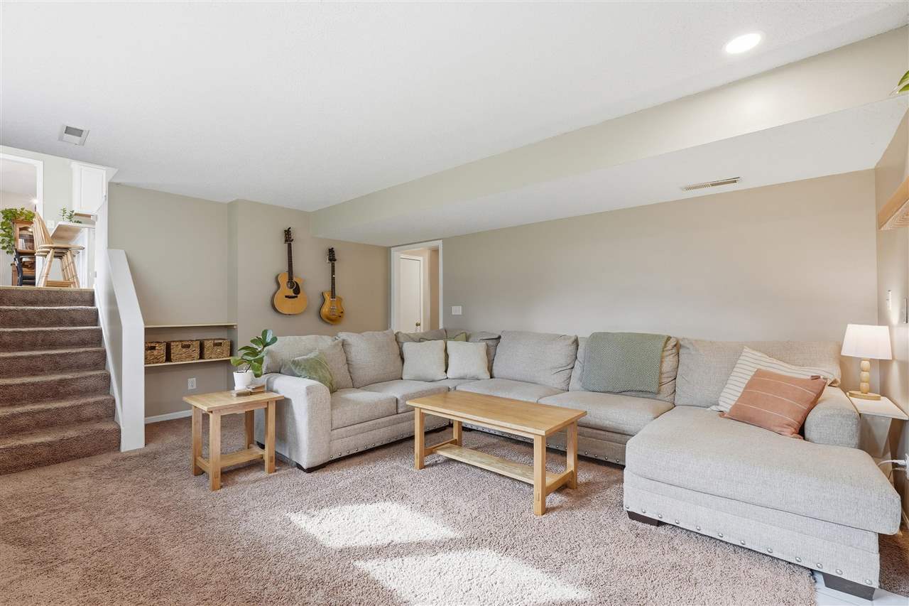 800 Pepper Drive Iowa City IA 52240