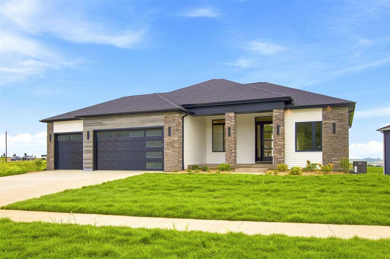 3040 Ridgeview Circle Coralville IA 52241
