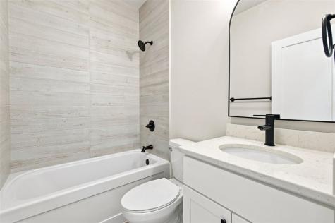 3040 Ridgeview Circle Coralville IA 52241