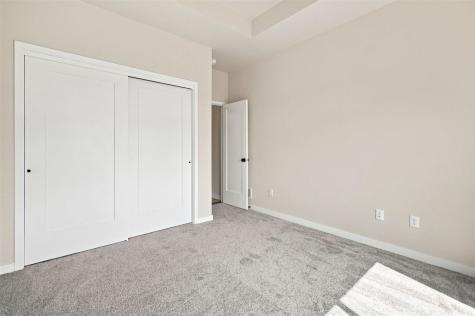 3040 Ridgeview Circle Coralville IA 52241