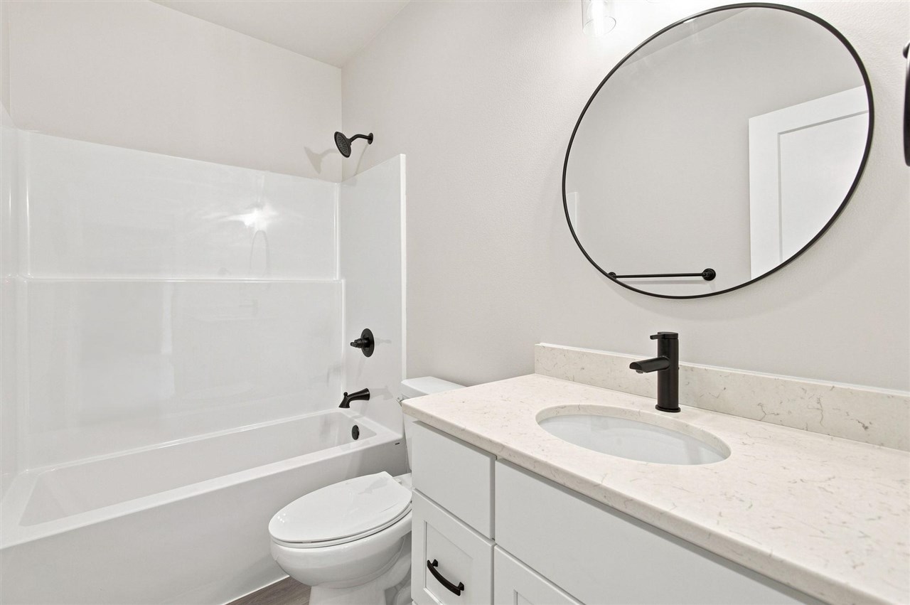 3040 Ridgeview Circle Coralville IA 52241