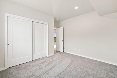 3040 Ridgeview Circle Coralville IA 52241