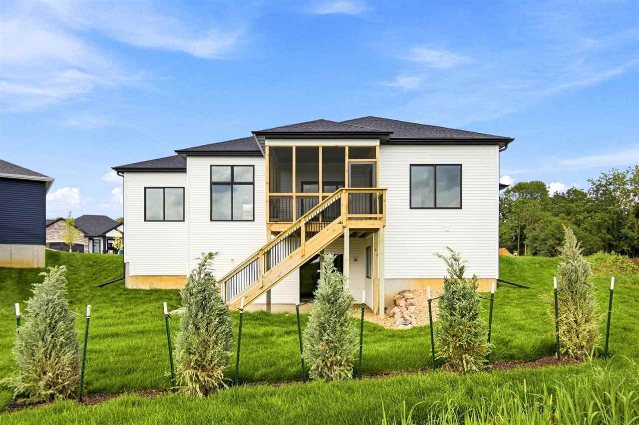 3040 Ridgeview Circle Coralville IA 52241
