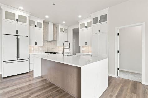 3040 Ridgeview Circle Coralville IA 52241