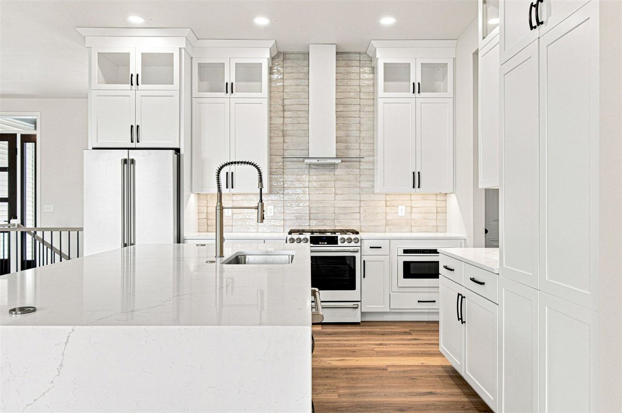 3040 Ridgeview Circle Coralville IA 52241