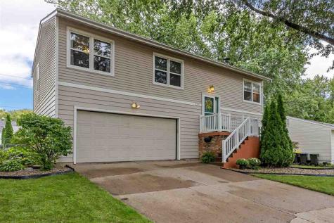 1280 Esther Court Iowa City IA 52240