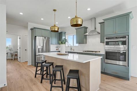 1517 Legend Drive Tiffin IA 52340