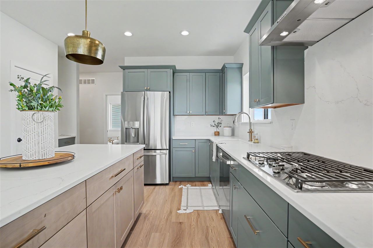 1517 Legend Drive Tiffin IA 52340